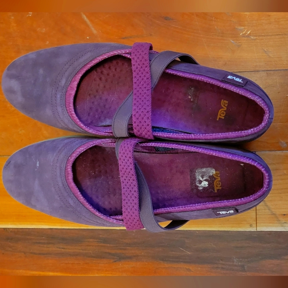 TEVA strappy flats, practically new